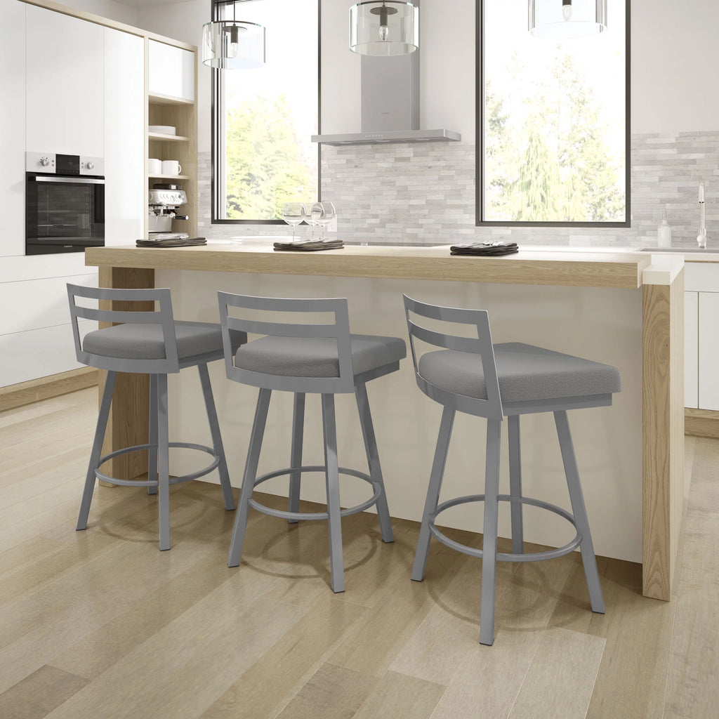 30 In. Swivel Bar Stool T37869