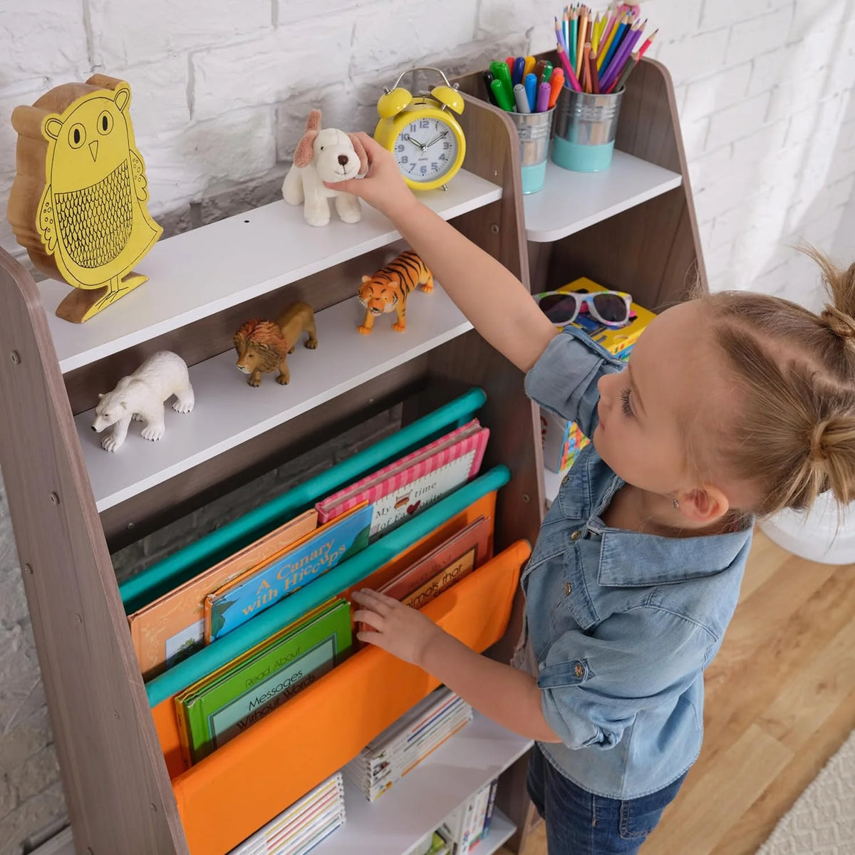Wood Bookshelf with Slings and Shelves R6597