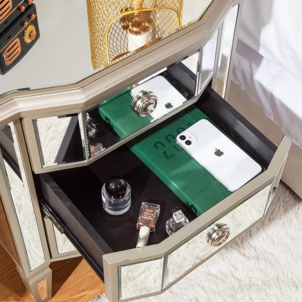 Glass 3 Drawers Vintage Nightstand M399153