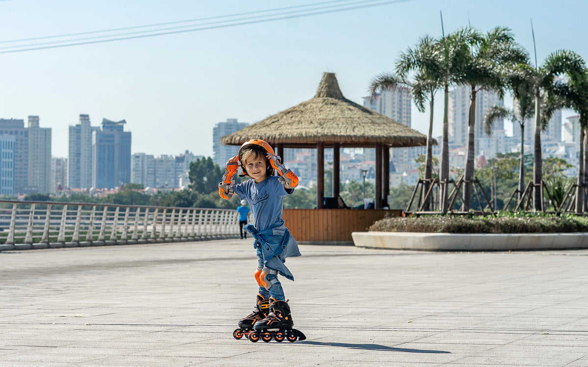 Red Black Adjustable Inline Skates E2214