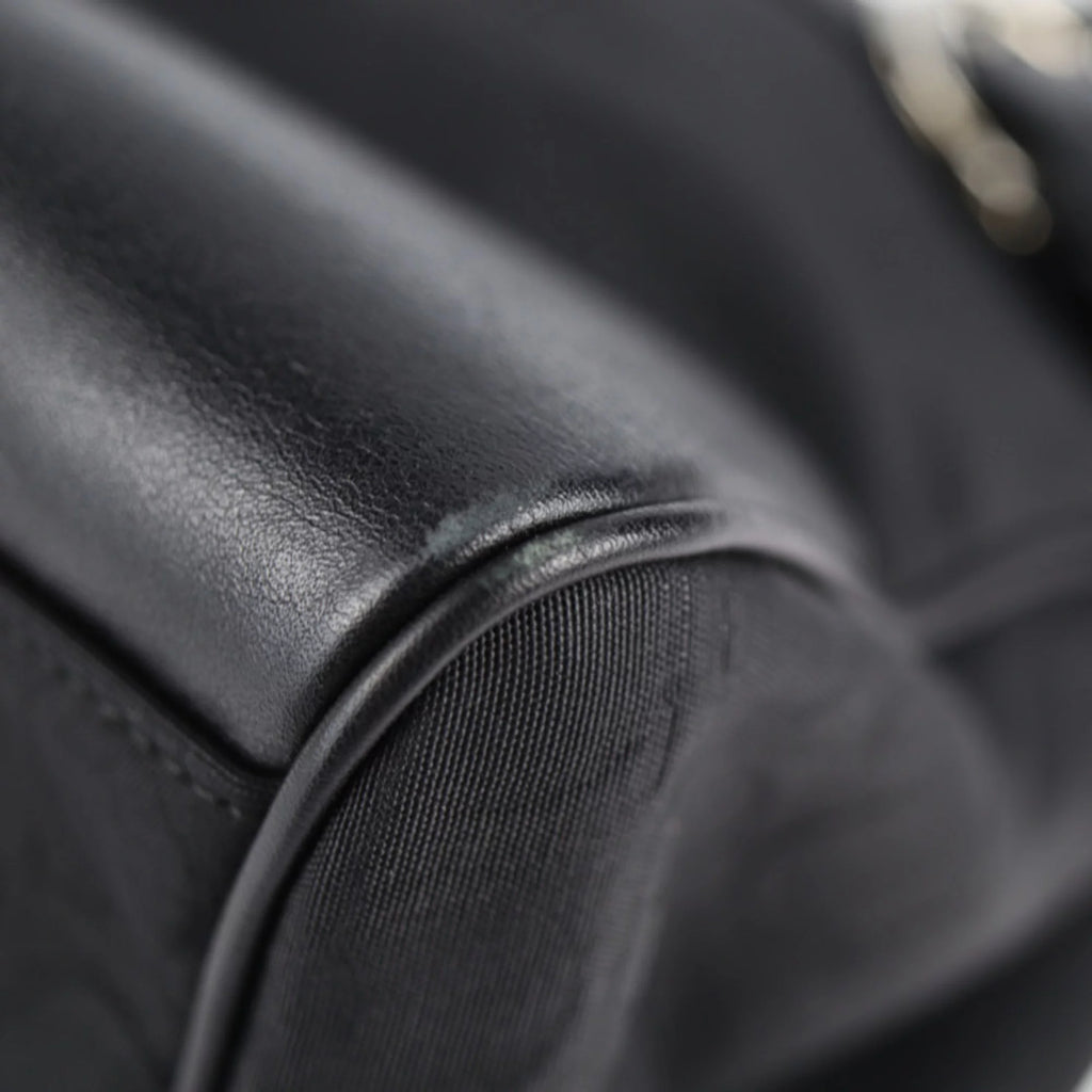 Pre-Owned Black Canvas Leather Shoulder Bag K7747