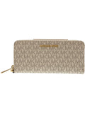 Vanilla Signature Wristlet Wallet L121601