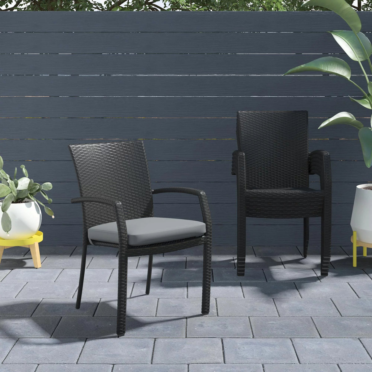 Black Wicker Stacking Dining Chairs 6-Pack R5879