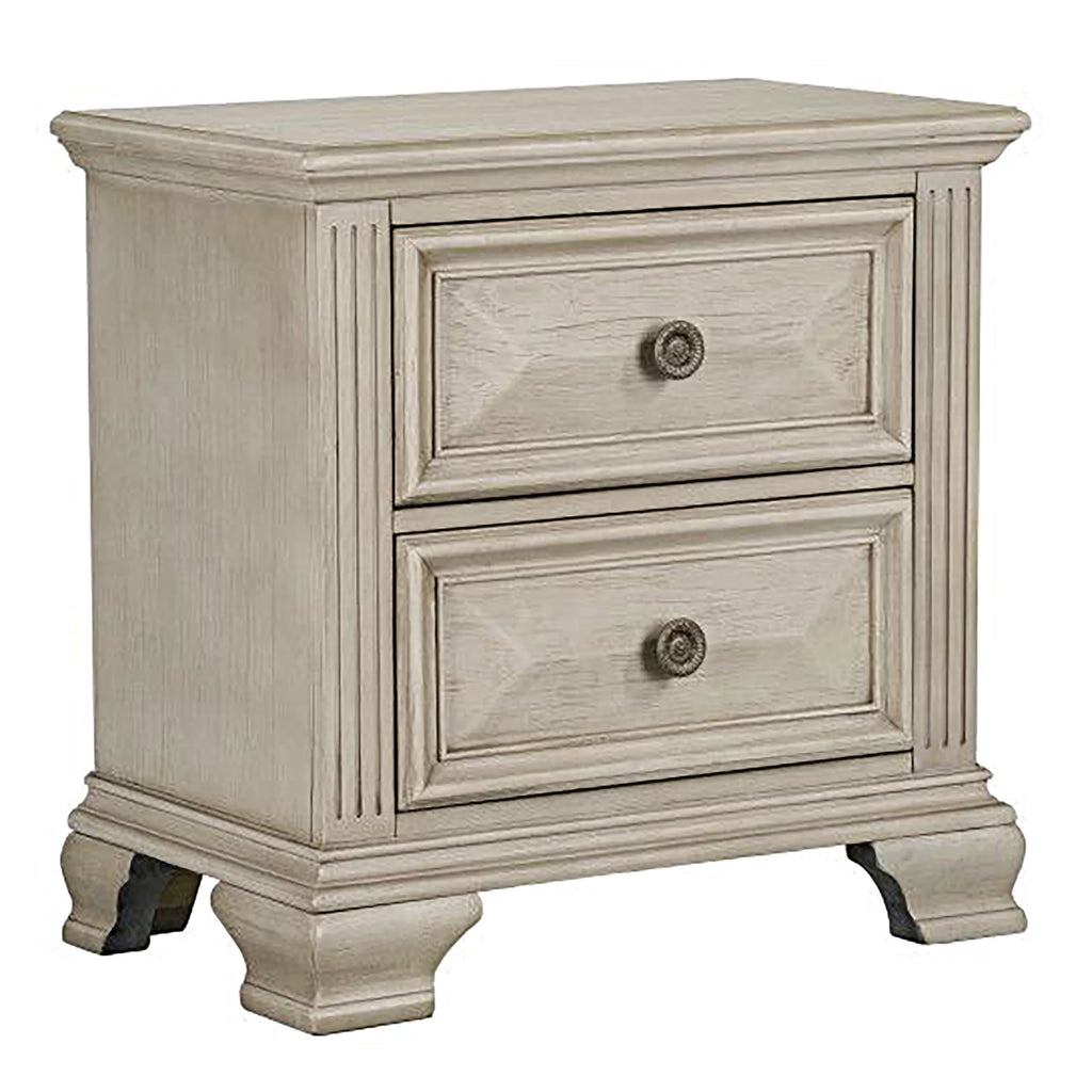Queen Wood Bedroom Set with Dresser Mirror and Two Nightstands C92082